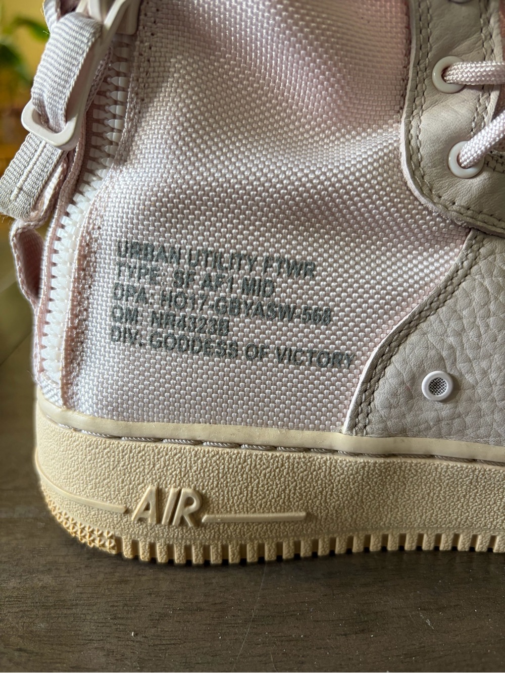 Nike Youth High-Top Sneakers in Light Pink - Picture 3 of 6